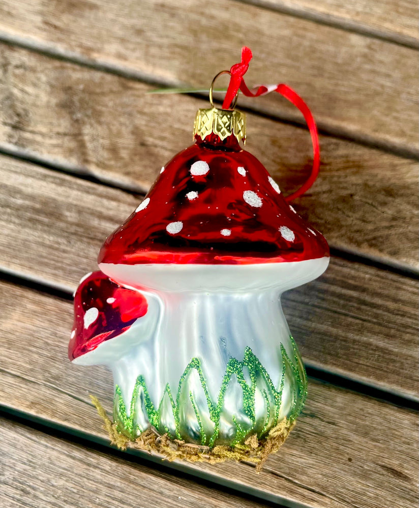 Glass Mushroom With Glitter Ornament
